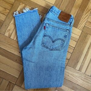 Levi's Wedgie Jeans Size 24